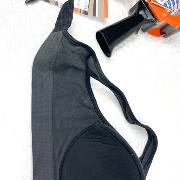 BUY 1 GET 1 FREE Bali black sports bra medium - Picture 12 of 16